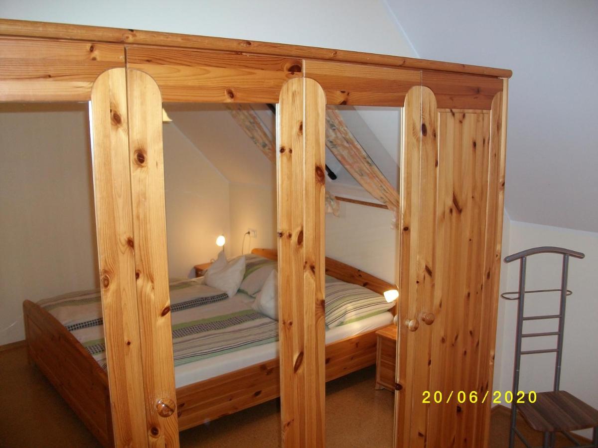 Ferienwohnung Moni Geiseldorf エクステリア 写真