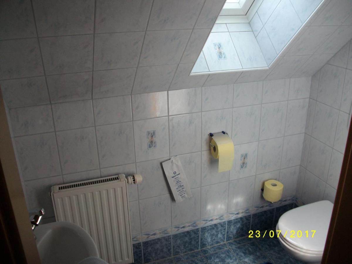 Ferienwohnung Moni Geiseldorf エクステリア 写真